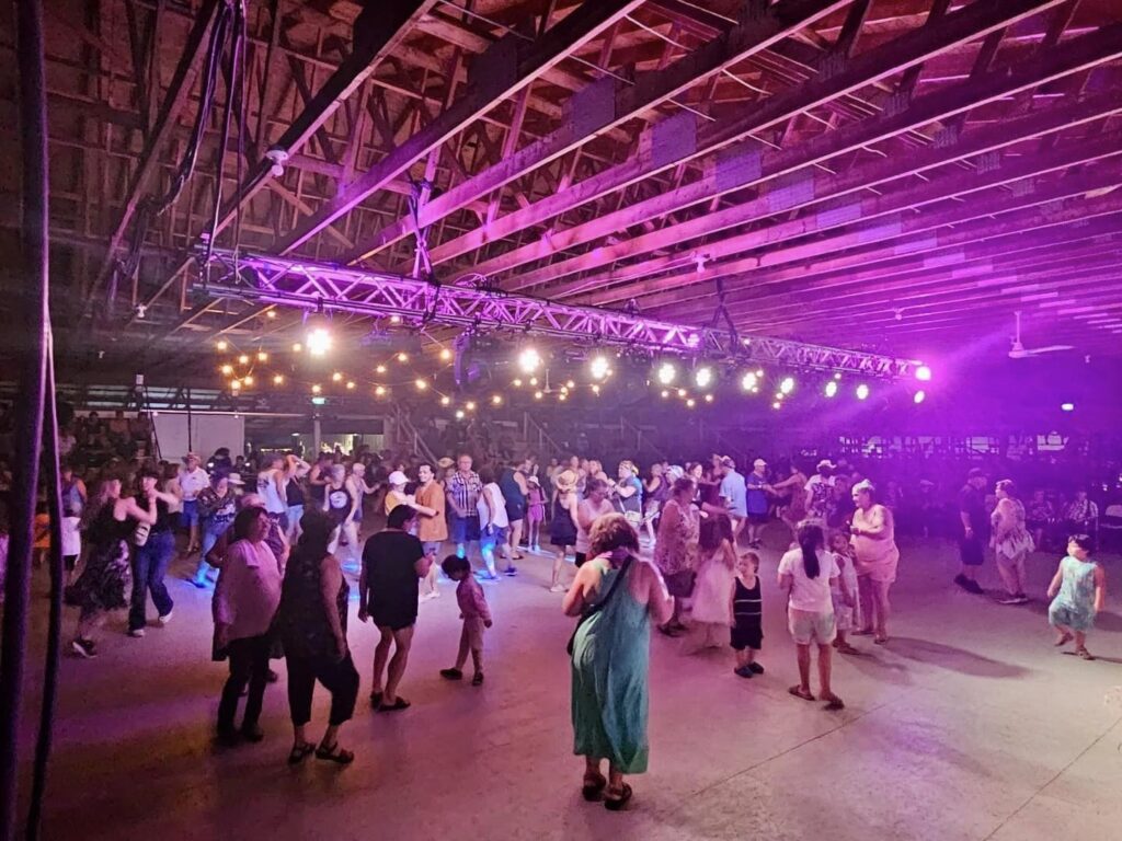 Mystic highway - Back to Batoche - Dancing