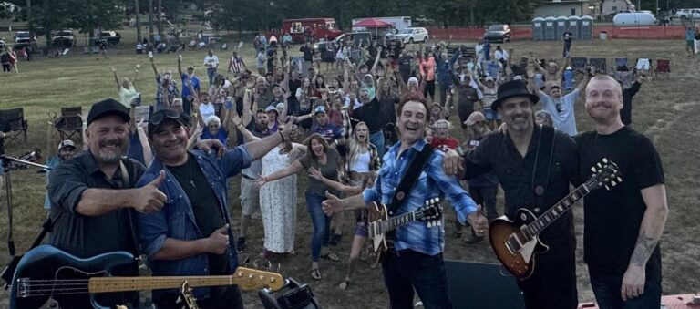 Band Back To Crowd - Luther, Michigan - Mystic Highway